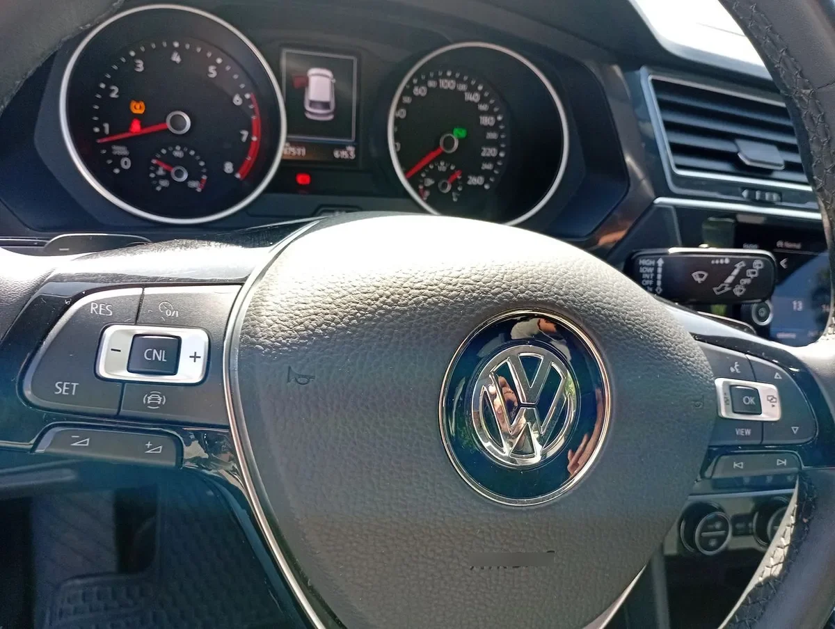 Volkswagen Tiguan 1.4 Tsi Comfortline 4x2 150 Hp At 5p año 2022