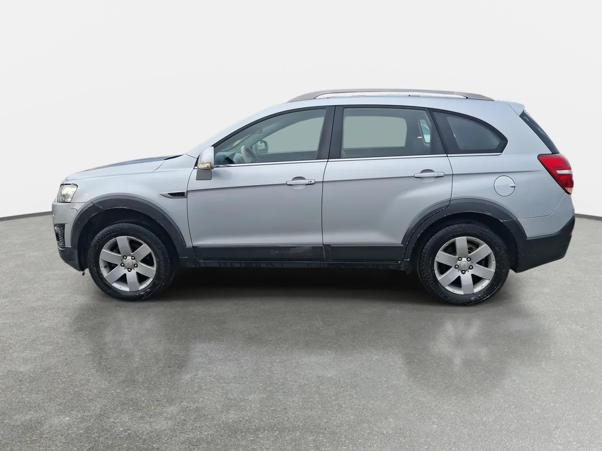 Chevrolet Captiva 2.4 Lt Fwd V Sa At6 5p año 2016
