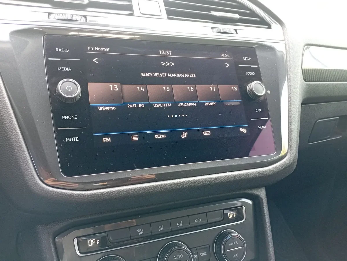Volkswagen Tiguan 1.4 Tsi Comfortline 4x2 150 Hp At 5p año 2022