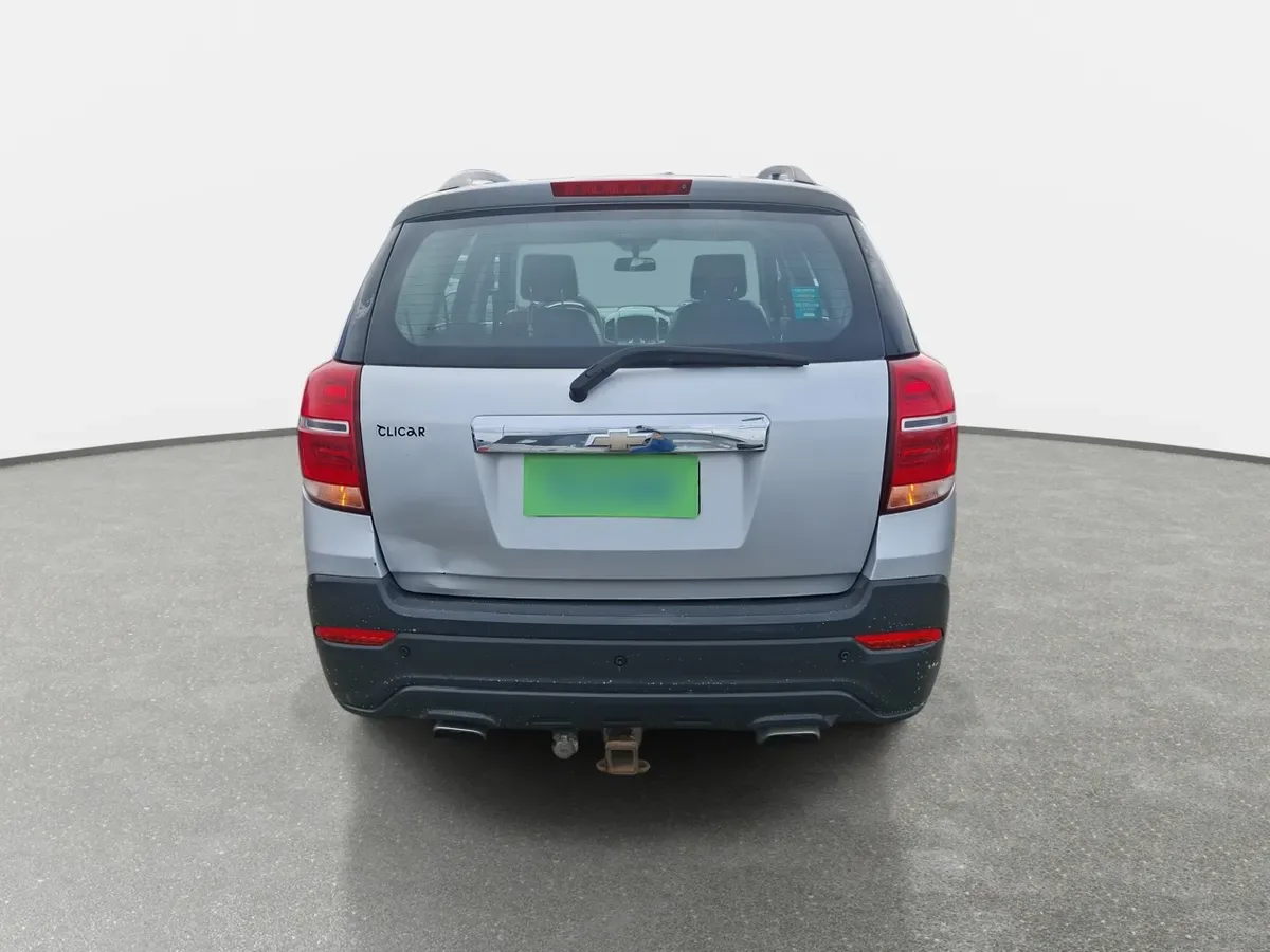 Chevrolet Captiva 2.4 Lt Fwd V Sa At6 5p año 2016