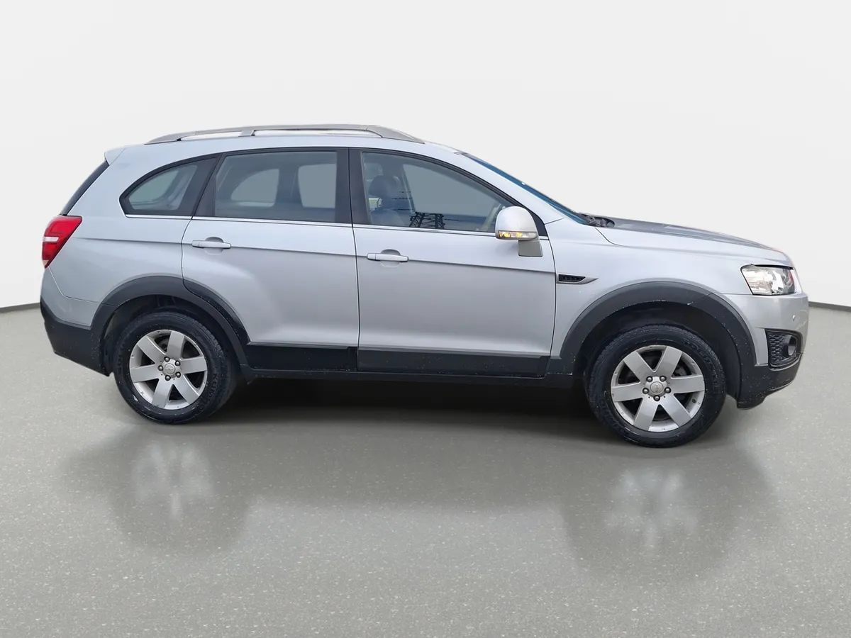 Chevrolet Captiva 2.4 Lt Fwd V Sa At6 5p año 2016