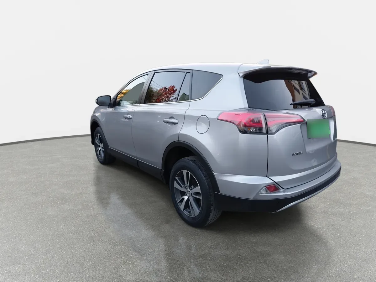 Toyota Rav 4 2.0 4x2 Super Lujo Cvt At 5p año 2019