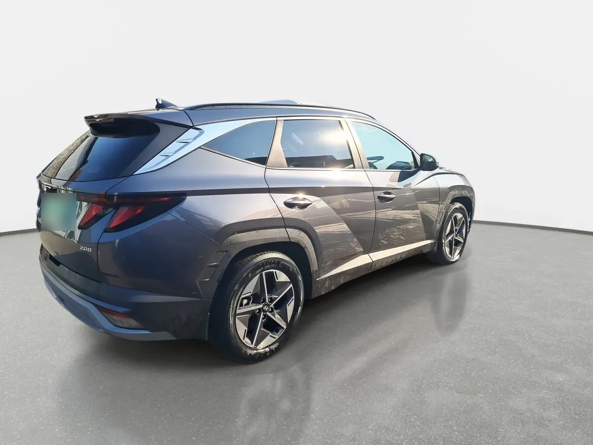 Hyundai Tucson 2.0 Nx4 Plus Fl Diesel 2wd At 5p año 2025