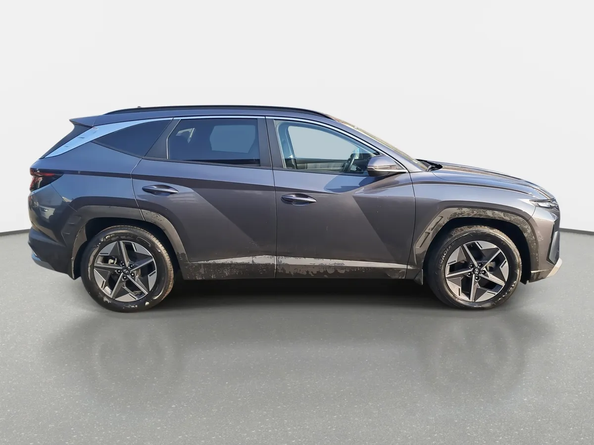 Hyundai Tucson 2.0 Nx4 Plus Fl Diesel 2wd At 5p año 2025