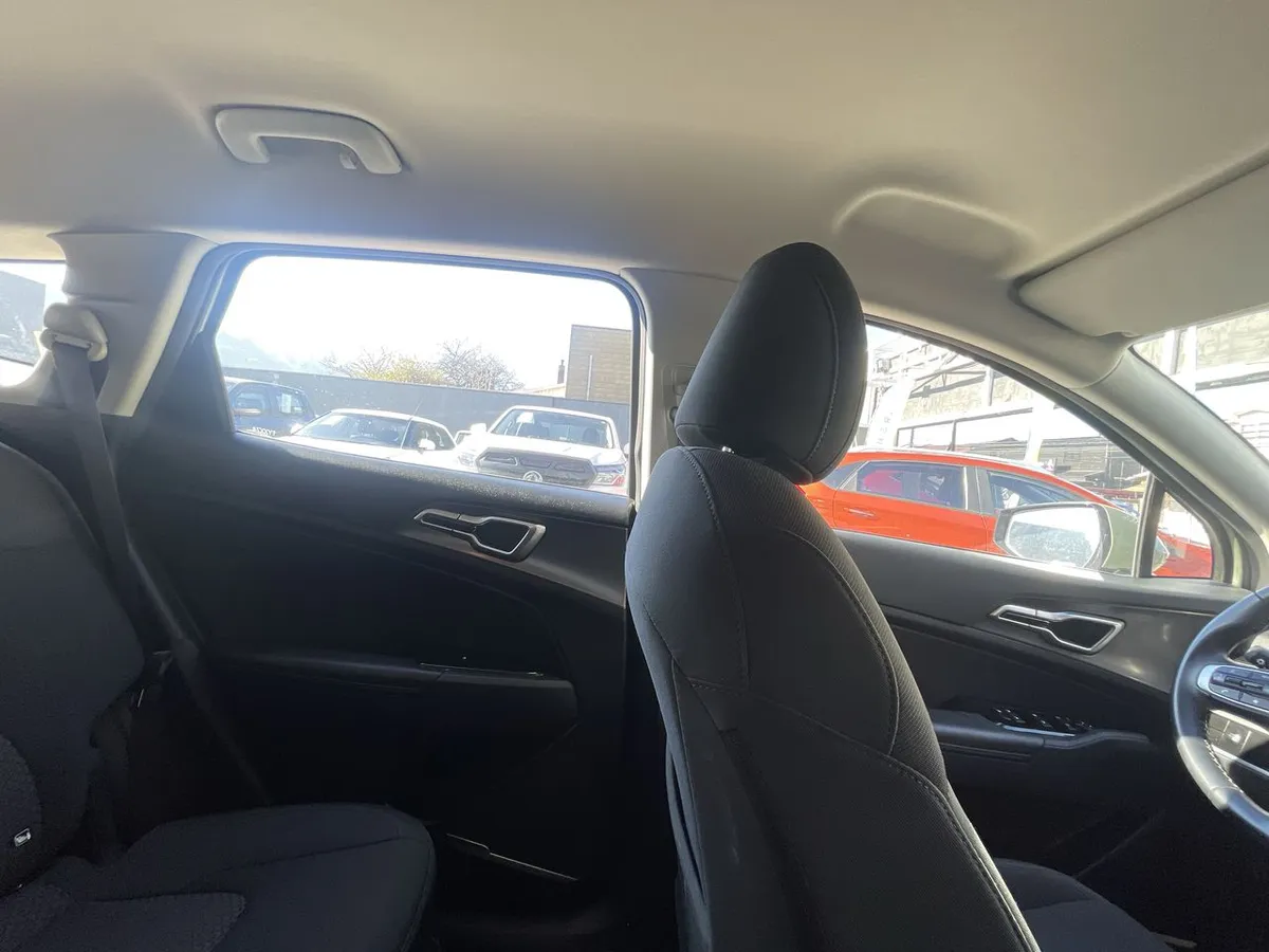 Kia Sportage 2.0 Ex Dies 2wd 8at 5p año 2025