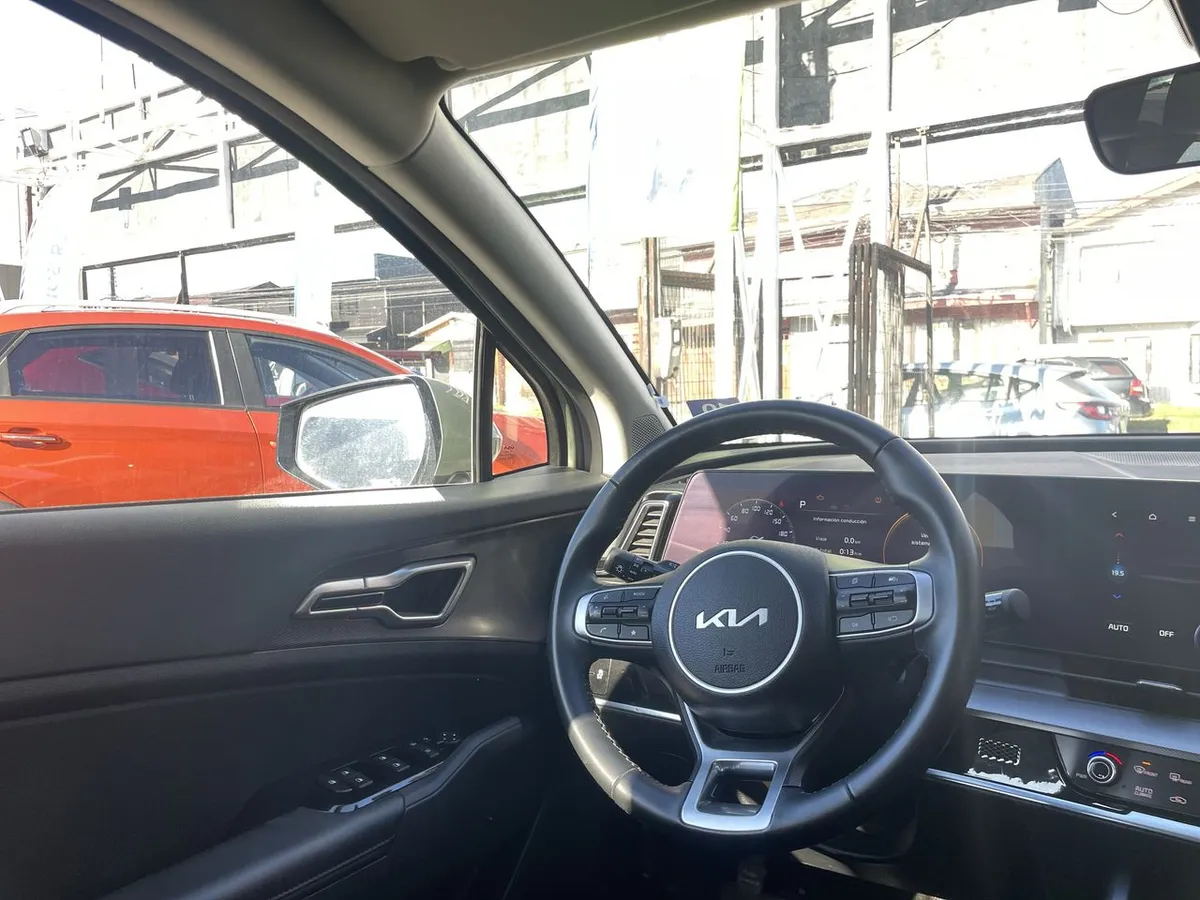 Kia Sportage 2.0 Ex Dies 2wd 8at 5p año 2025