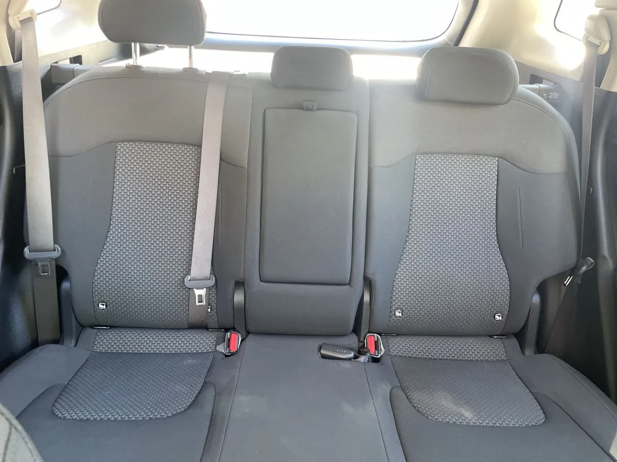 Kia Sportage 2.0 Ex Dies 2wd 8at 5p año 2025