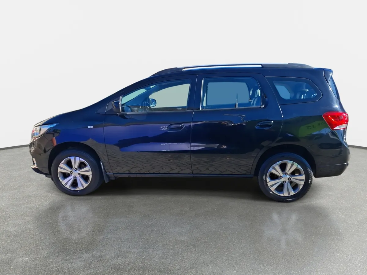 Chevrolet Spin 1.8 Premier 4x2 Mt 5p año 2022