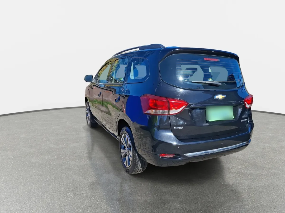 Chevrolet Spin 1.8 Premier 4x2 Mt 5p año 2022