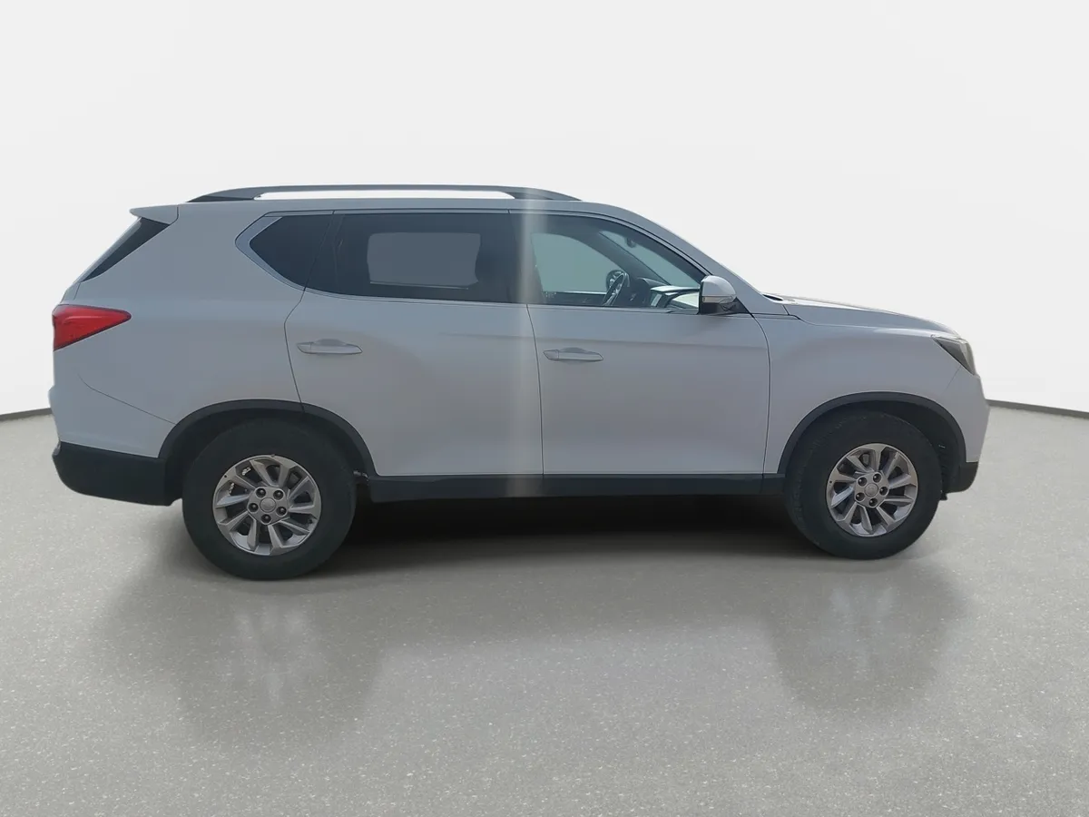 Ssangyong Rexton 2.2t Glx Diesel 4x2 6ab 8at 5p año 2021