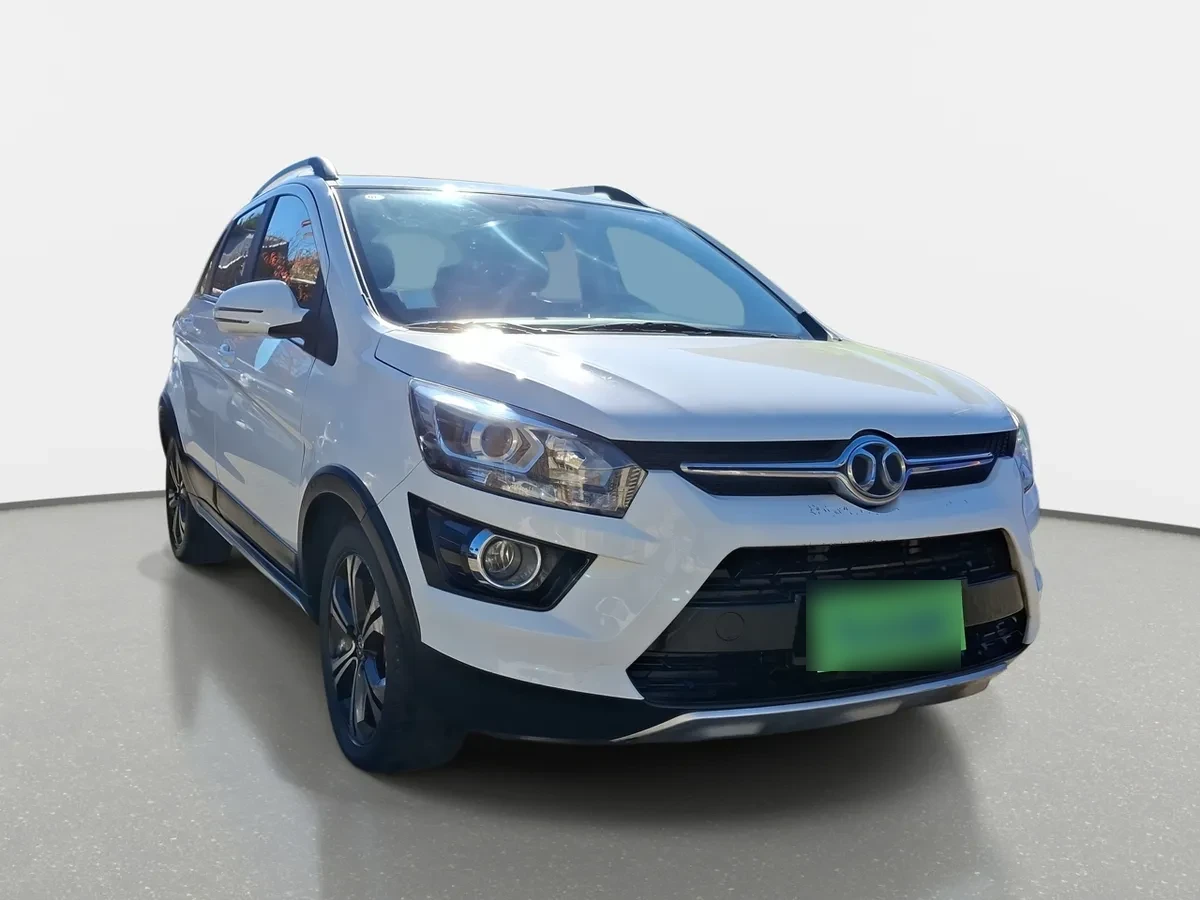 BAIC X25 1.5 Elite 4x2 Mt 5p año 2019