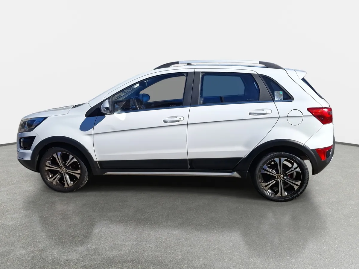 BAIC X25 1.5 Elite 4x2 Mt 5p año 2019