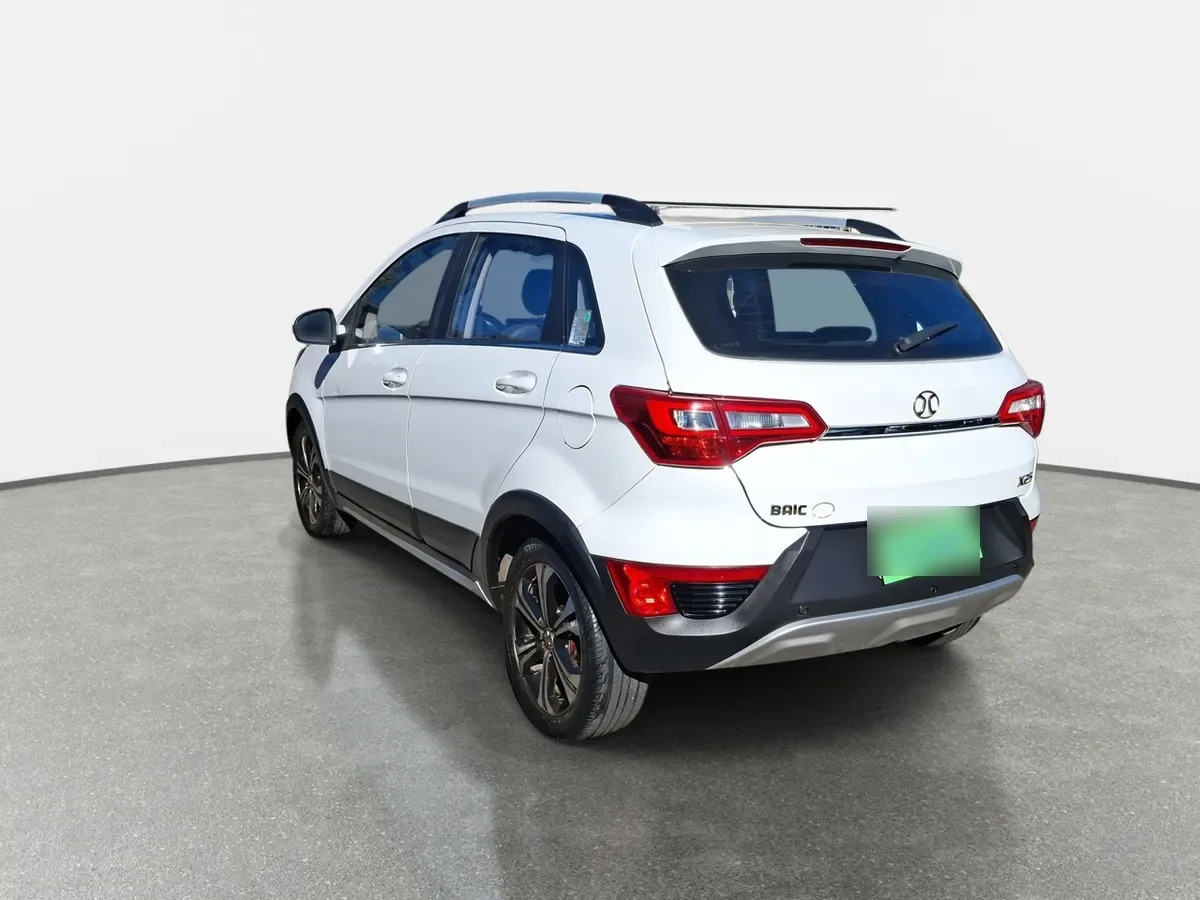 BAIC X25 1.5 Elite 4x2 Mt 5p año 2019