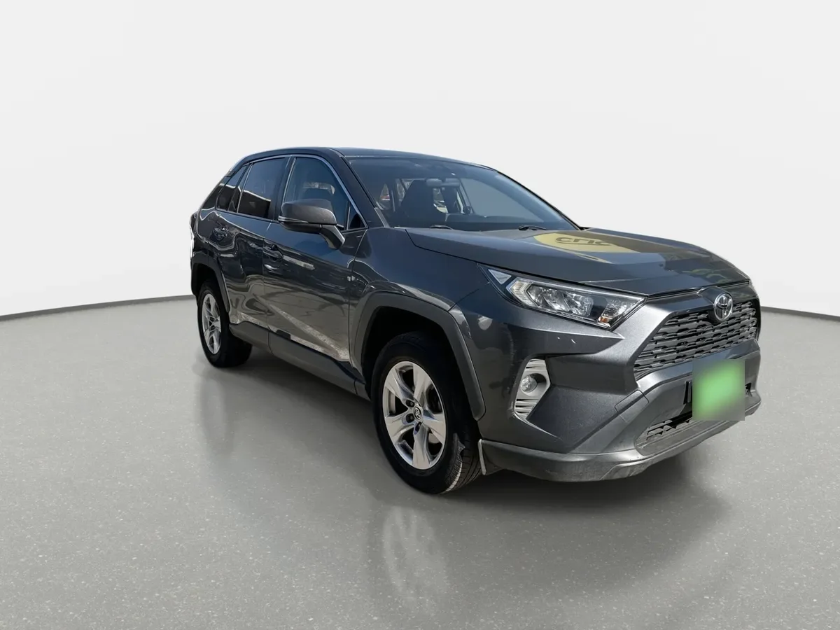 Toyota Rav 4 2.0 Le 4x2 Mt 5p año 2021