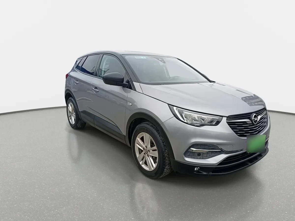 Opel Grandland 1.2t Edition 4x2 Mt6 5p año 2021