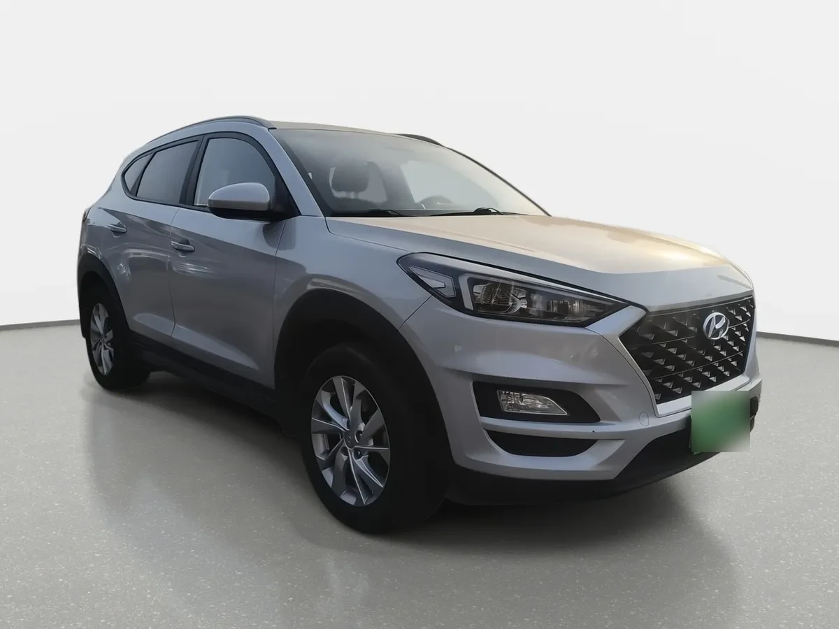 Hyundai Tucson 2.0 Diesel Limited 4wd Fl At 5p año 2020
