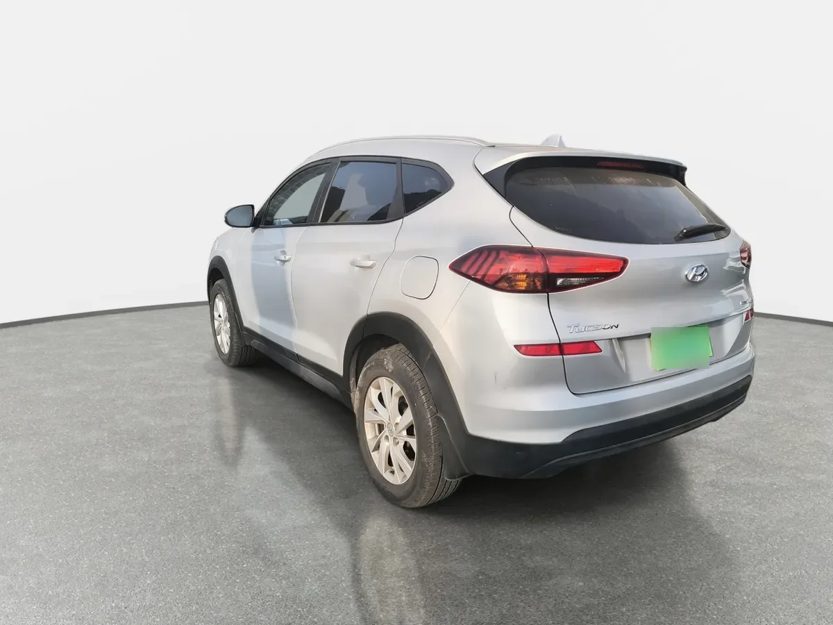 Hyundai Tucson 2.0 Diesel Limited 4wd Fl At 5p año 2020