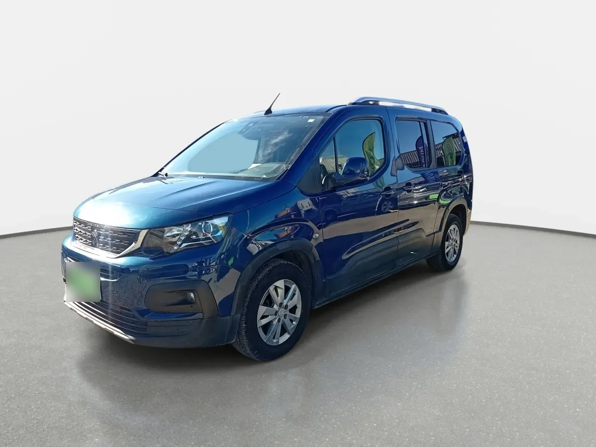 Peugeot Rifter 1.5 Allure Bluehdi Diesel 4x2 130hp Eat8 5p año 2021