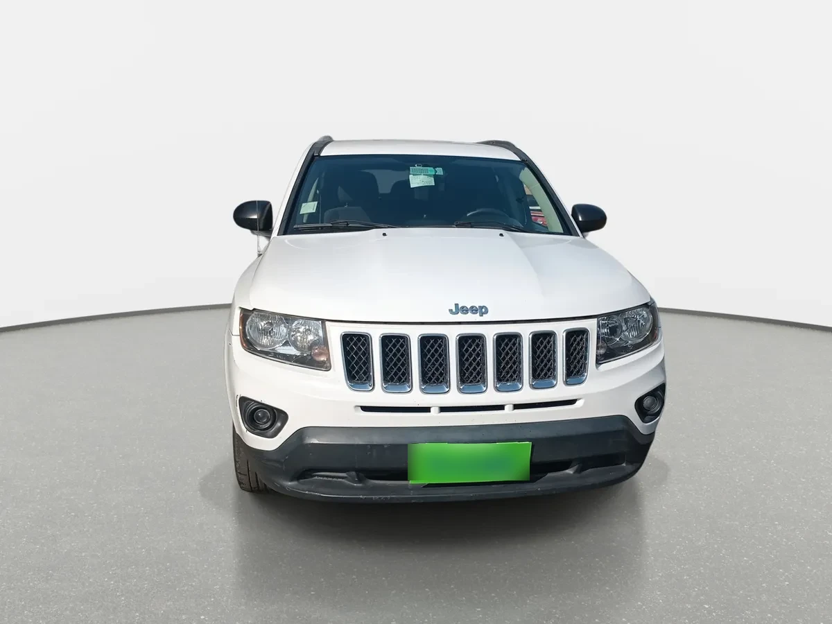 Jeep Compass 2.4 Sport 4x2 At 5p año 2017
