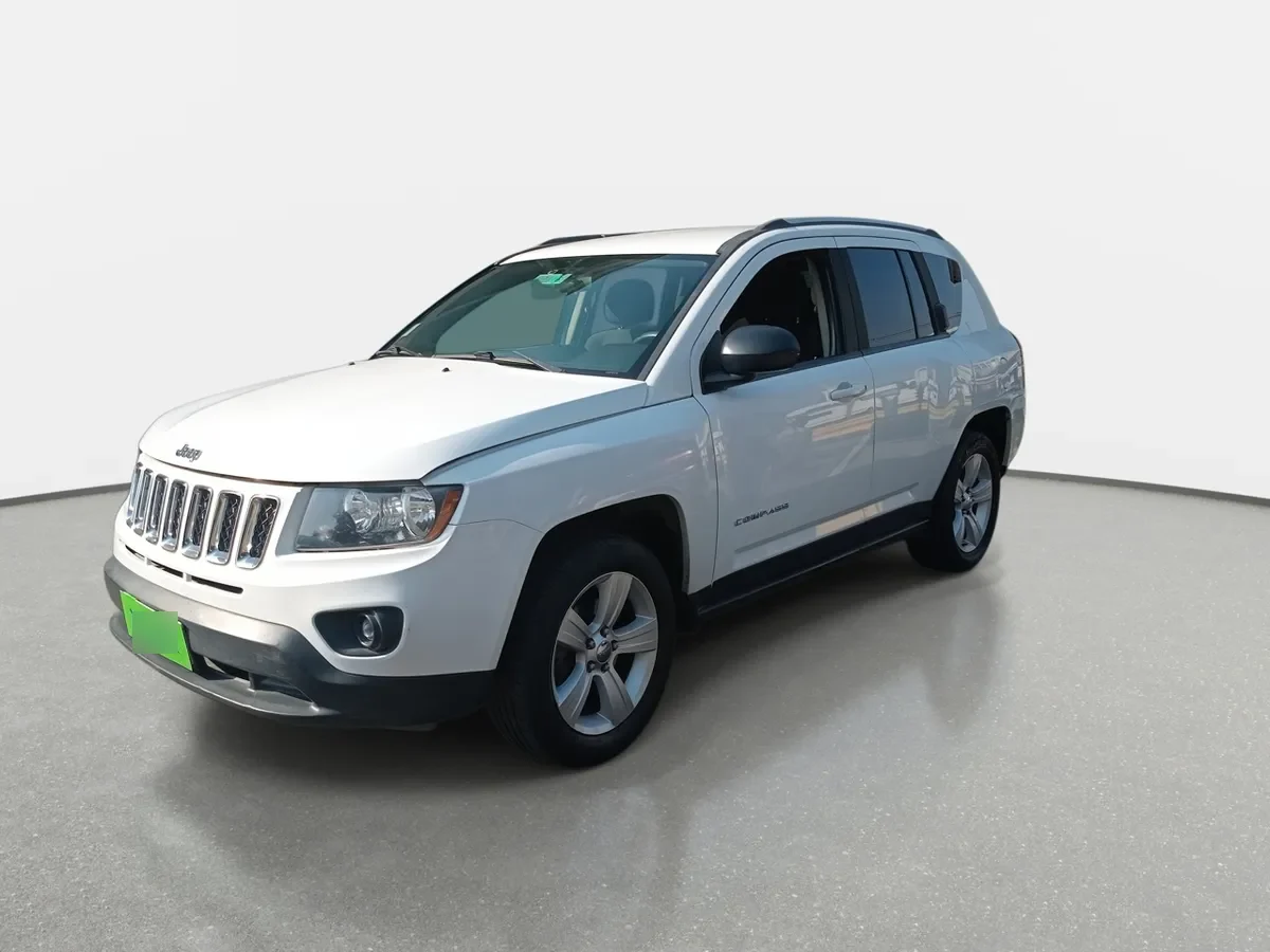 Jeep Compass 2.4 Sport 4x2 At 5p año 2017