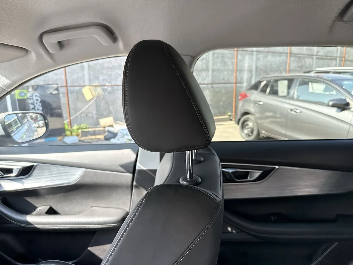 Chery Tiggo 7 Pro 1.5t Gls 4x2 Cvt At 5p año 2022