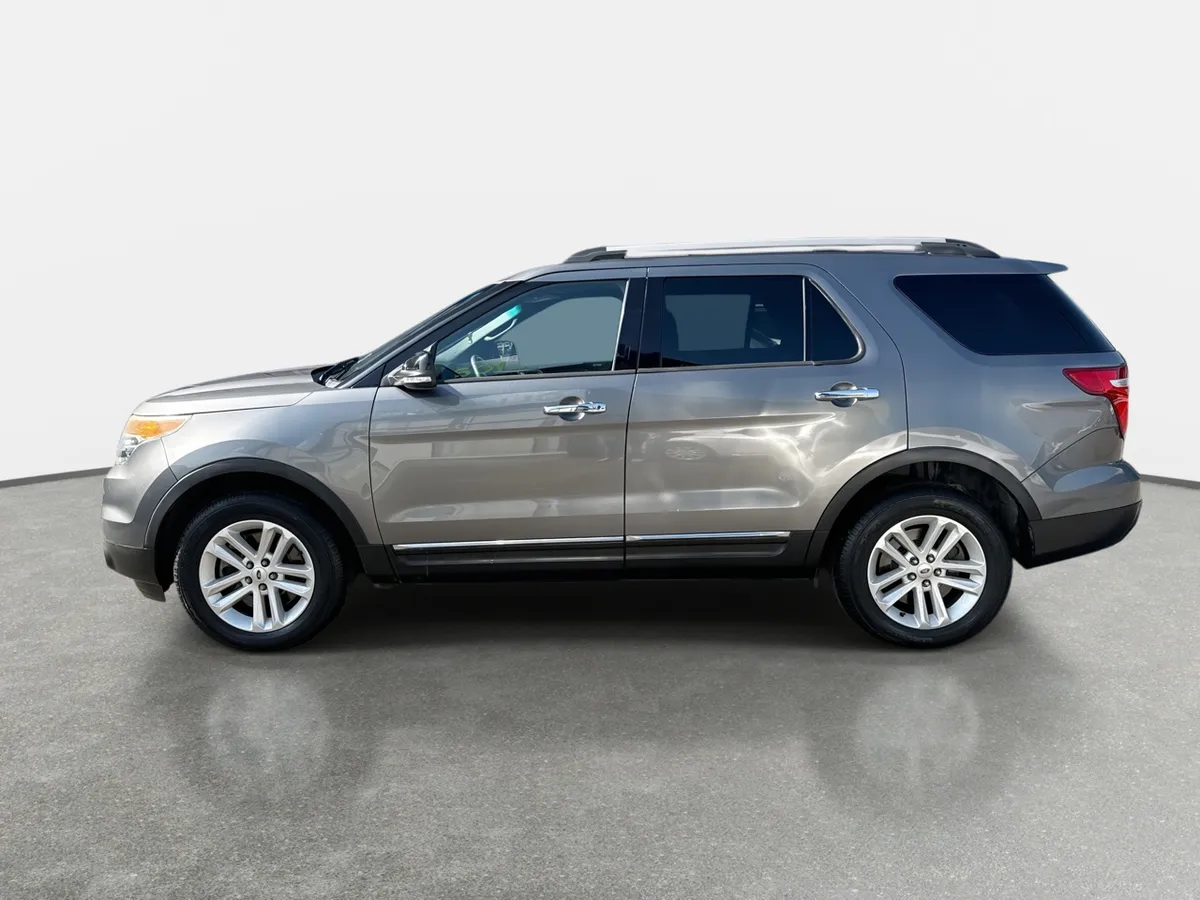 Ford Explorer 3.5 Xlt 4wd 3 Corridas At 5p año 2014
