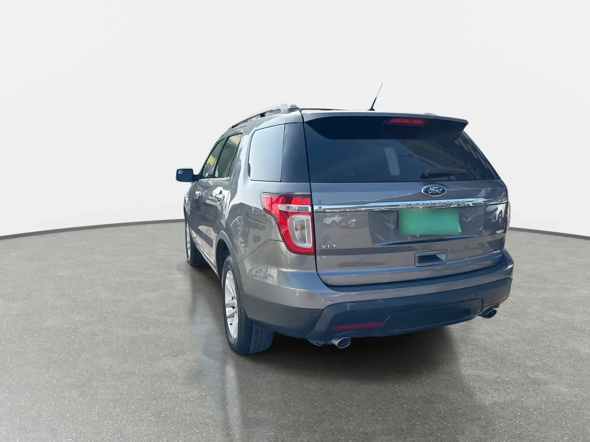 Ford Explorer 3.5 Xlt 4wd 3 Corridas At 5p año 2014