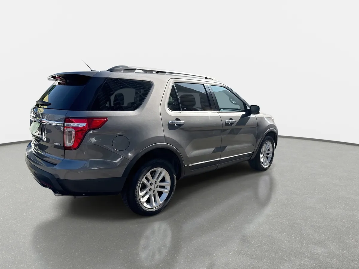 Ford Explorer 3.5 Xlt 4wd 3 Corridas At 5p año 2014