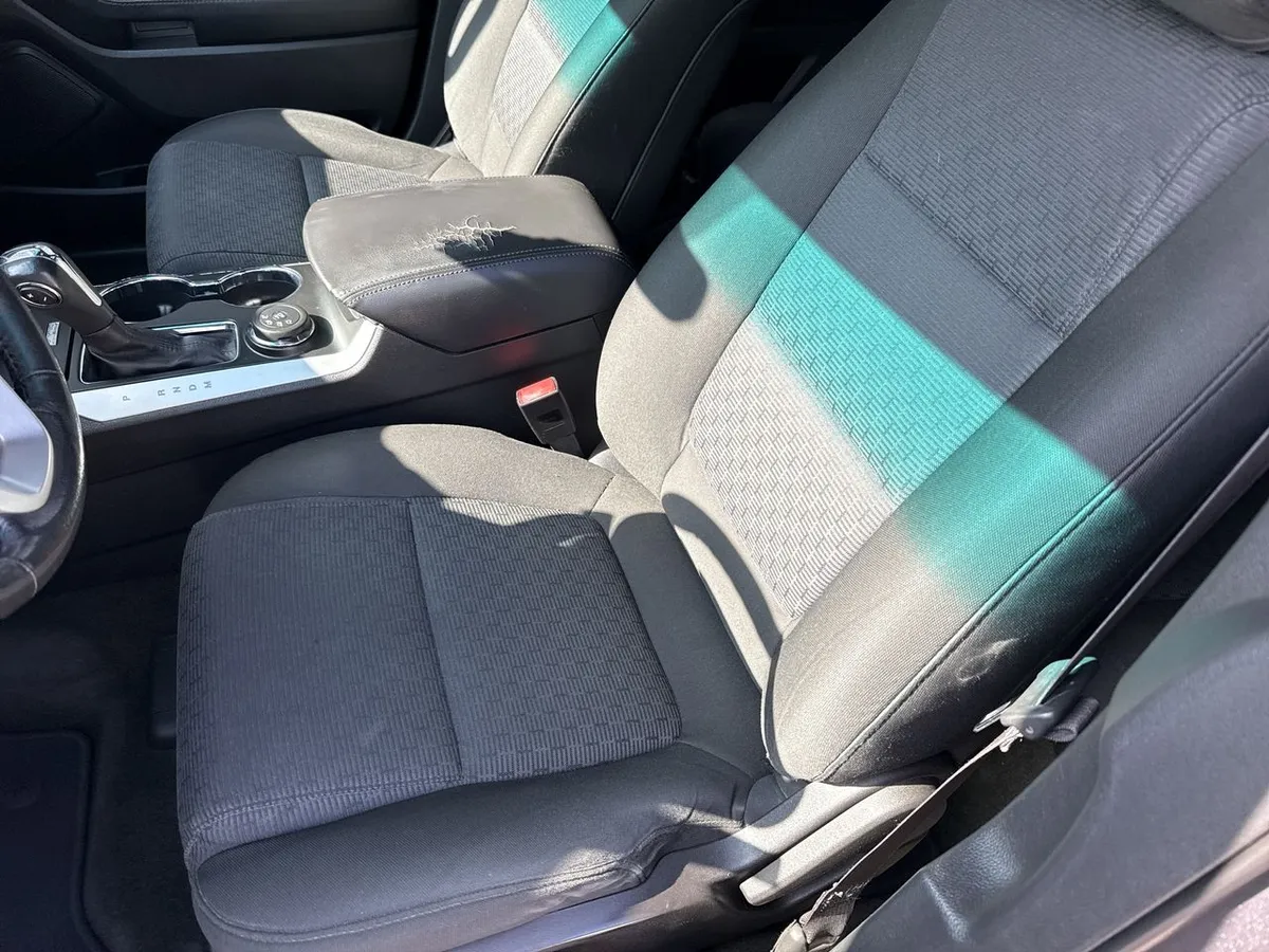 Ford Explorer 3.5 Xlt 4wd 3 Corridas At 5p año 2014