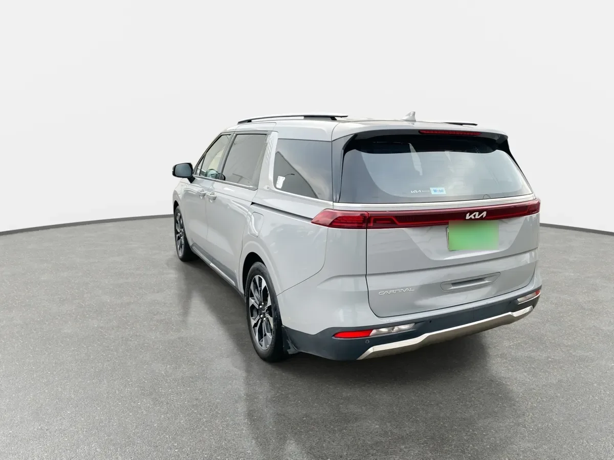 Kia Carnival 2.2 Ex Ltd Diesel 4x2 8at 5p año 2024