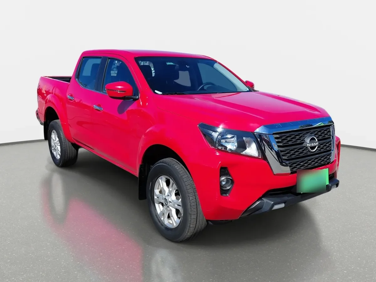 Nissan Navara 2.3d Xe Diesel 4x2 Dob.cab. Mt 4p año 2024