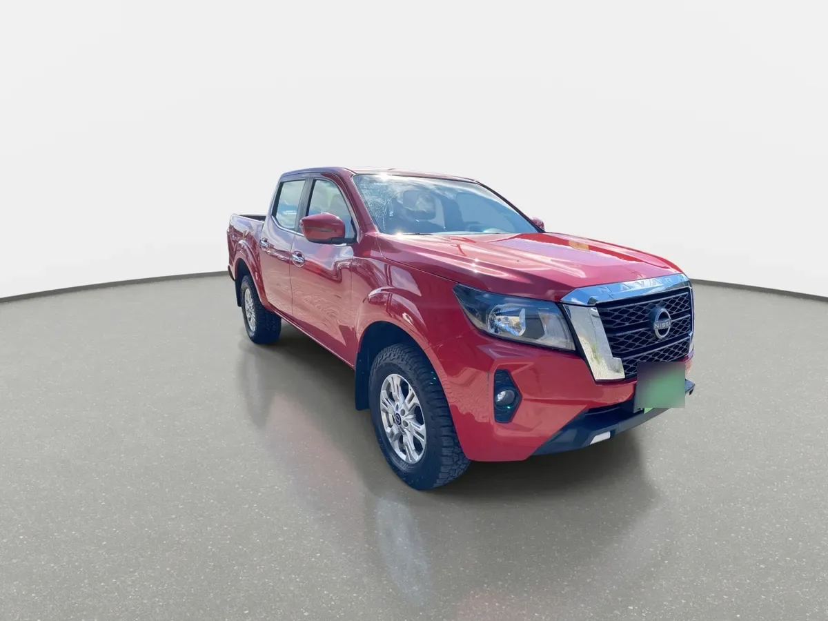 Nissan Navara 2.3d Xe Diesel 4x2 Dob.cab. Mt 4p año 2024