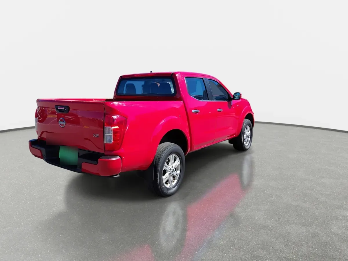 Nissan Navara 2.3d Xe Diesel 4x2 Dob.cab. Mt 4p año 2024