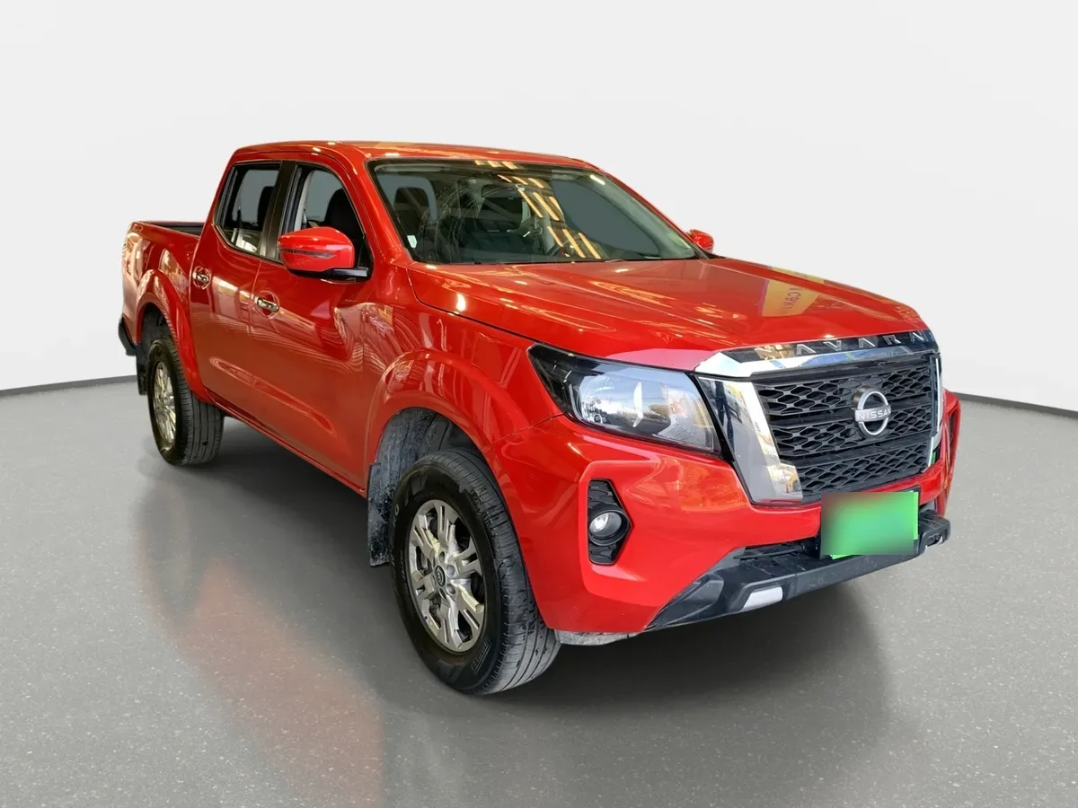 Nissan Navara 2.3d Xe Diesel 4x2 Dob.cab. Mt 4p año 2024