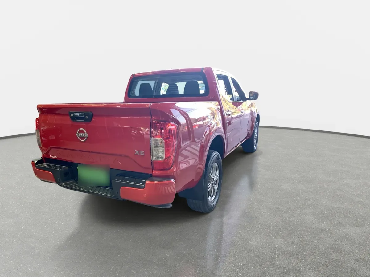 Nissan Navara 2.3d Xe Diesel 4x2 Dob.cab. Mt 4p año 2024