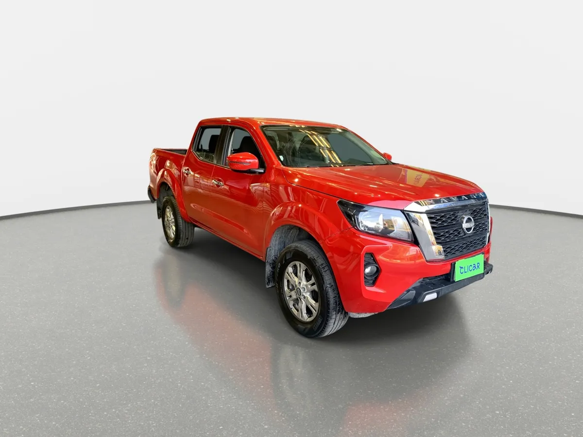 Nissan Navara 2.3d Xe Diesel 4x2 Dob.cab. Mt 4p año 2024