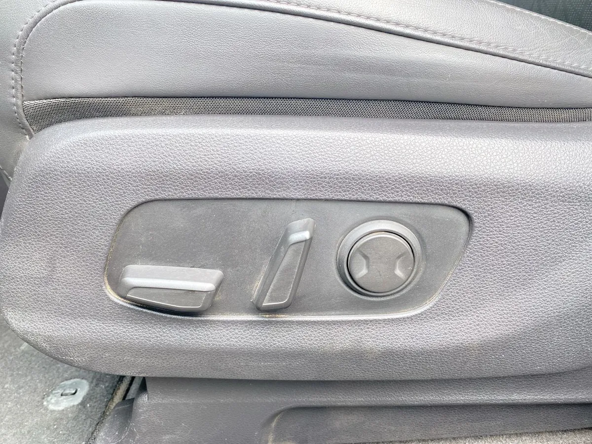 Kia Carnival 2.2 Ex Ltd Diesel 4x2 8at 5p año 2024