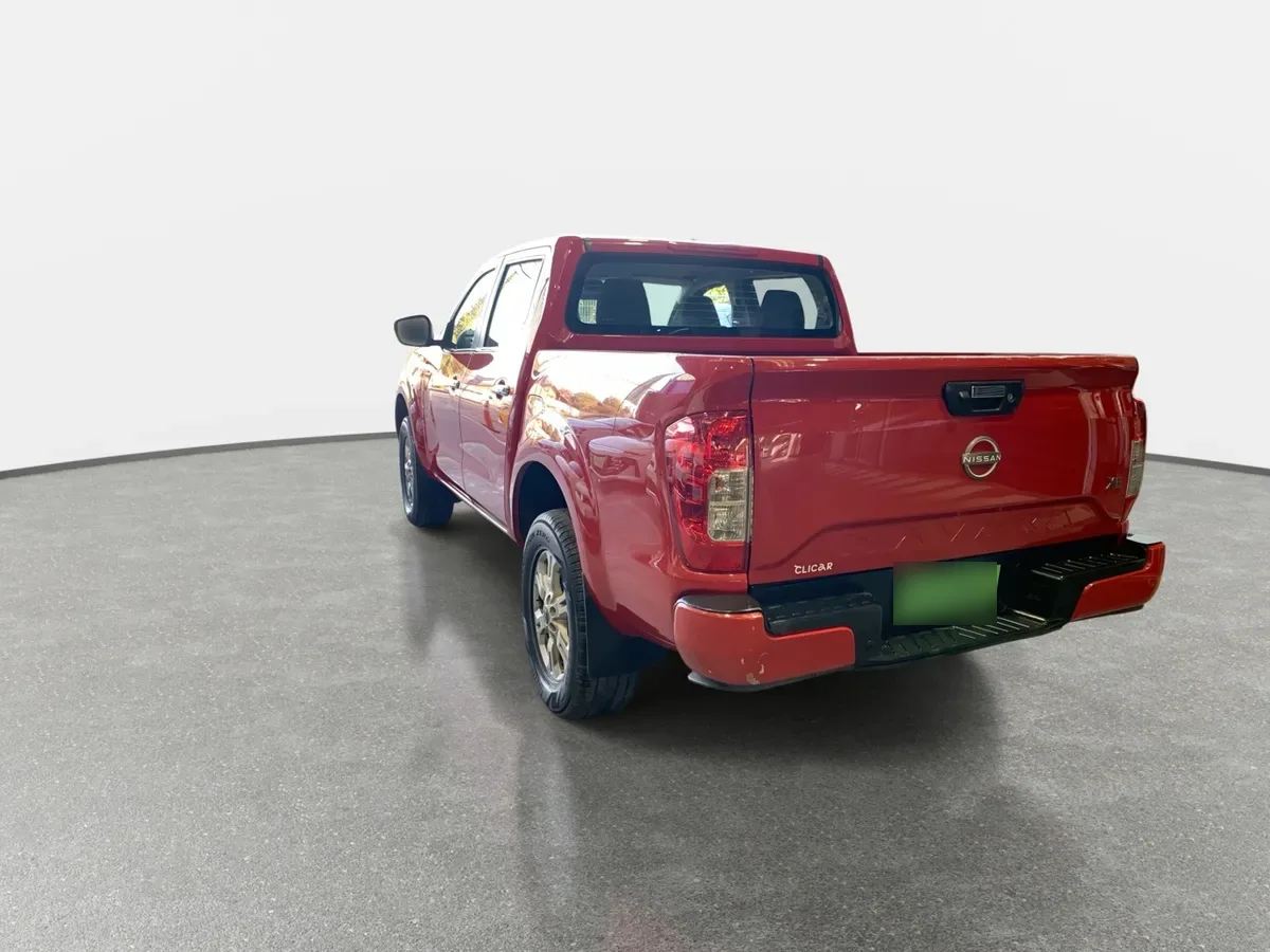 Nissan Navara 2.3d Xe Diesel 4x2 Dob.cab. Mt 4p año 2024