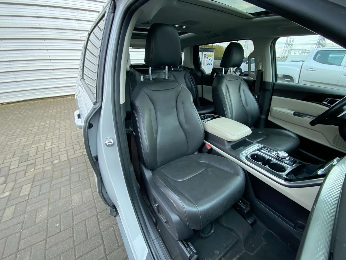 Kia Carnival 2.2 Ex Ltd Diesel 4x2 8at 5p año 2024