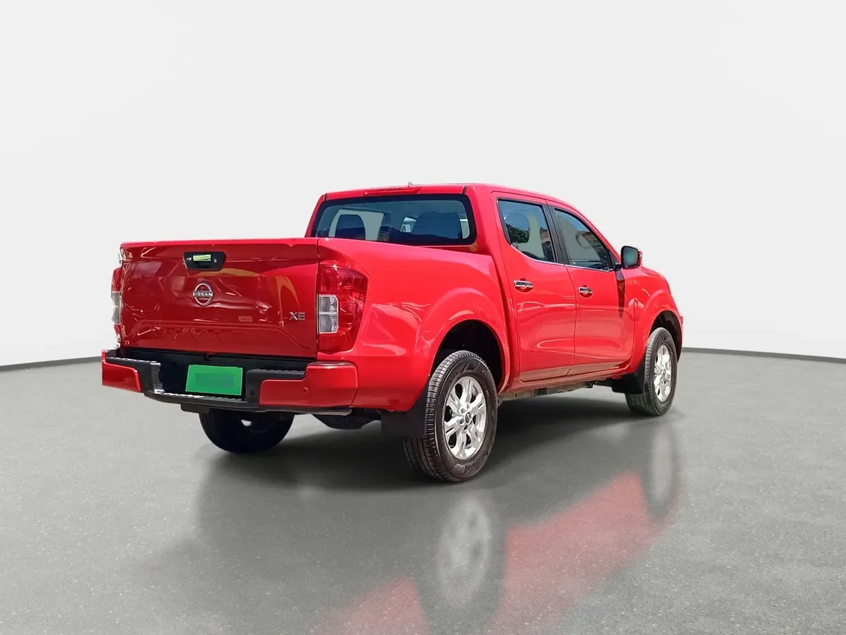Nissan Navara 2.3d Xe Diesel 4x2 Dob.cab. Mt 4p año 2024