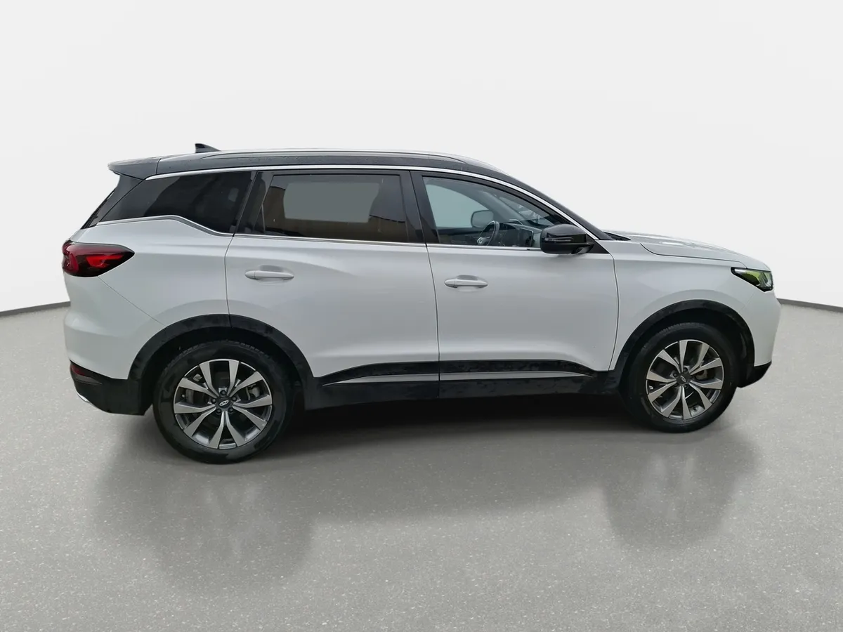 Chery Tiggo 7 Pro 1.5t Glx 4x2 Bicolor Cvt At 5p año 2023