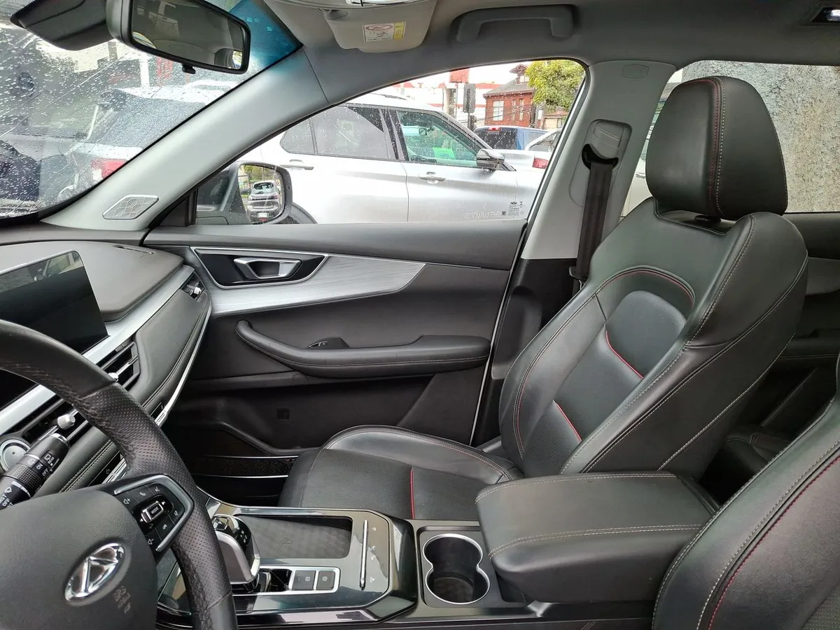 Chery Tiggo 7 Pro 1.5t Glx 4x2 Bicolor Cvt At 5p año 2023