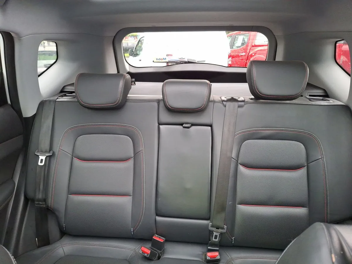 Chery Tiggo 7 Pro 1.5t Glx 4x2 Bicolor Cvt At 5p año 2023