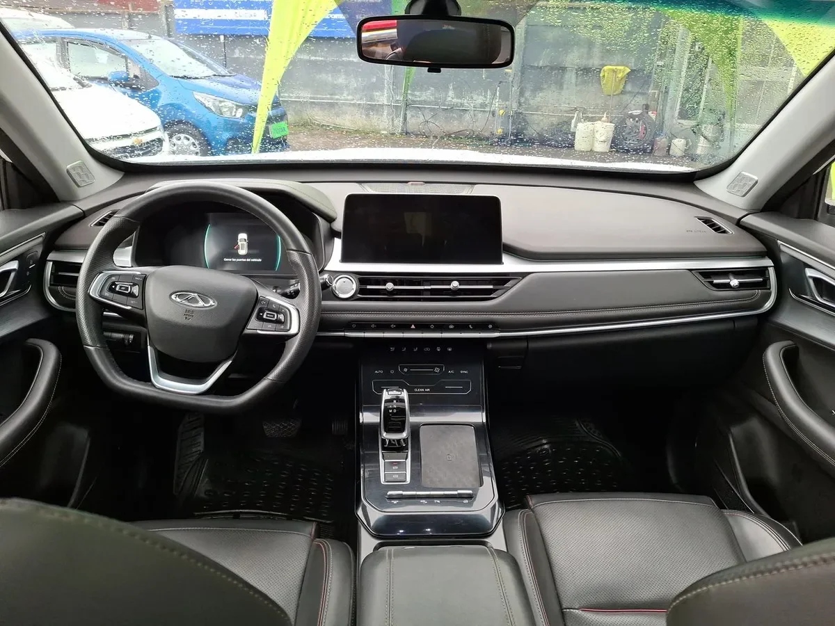 Chery Tiggo 7 Pro 1.5t Glx 4x2 Bicolor Cvt At 5p año 2023