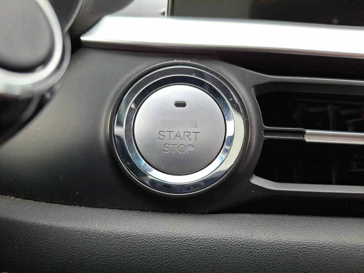 Chery Tiggo 7 Pro 1.5t Glx 4x2 Bicolor Cvt At 5p año 2023