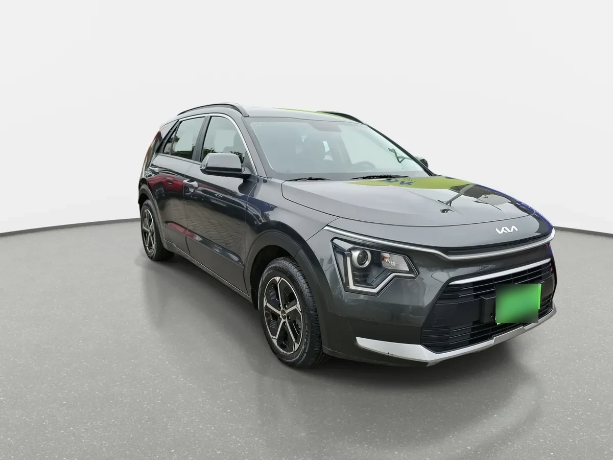 Kia Niro 1.6l Gdi Lx Hev Hybrid 4x2 6dct At 5p año 2023