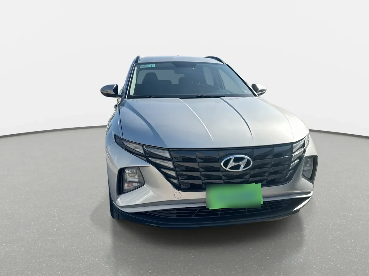 Hyundai Tucson 2.0 Nx4 Plus 2wd At 5p año 2024