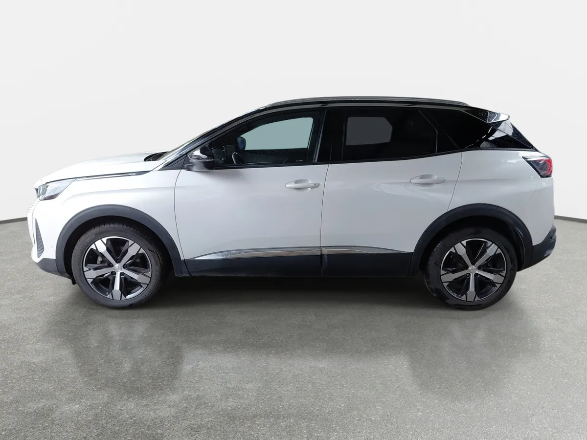 Peugeot 3008 1.5 Allure Pack Bluehdi 130 4x2 Eat8 5p año 2024