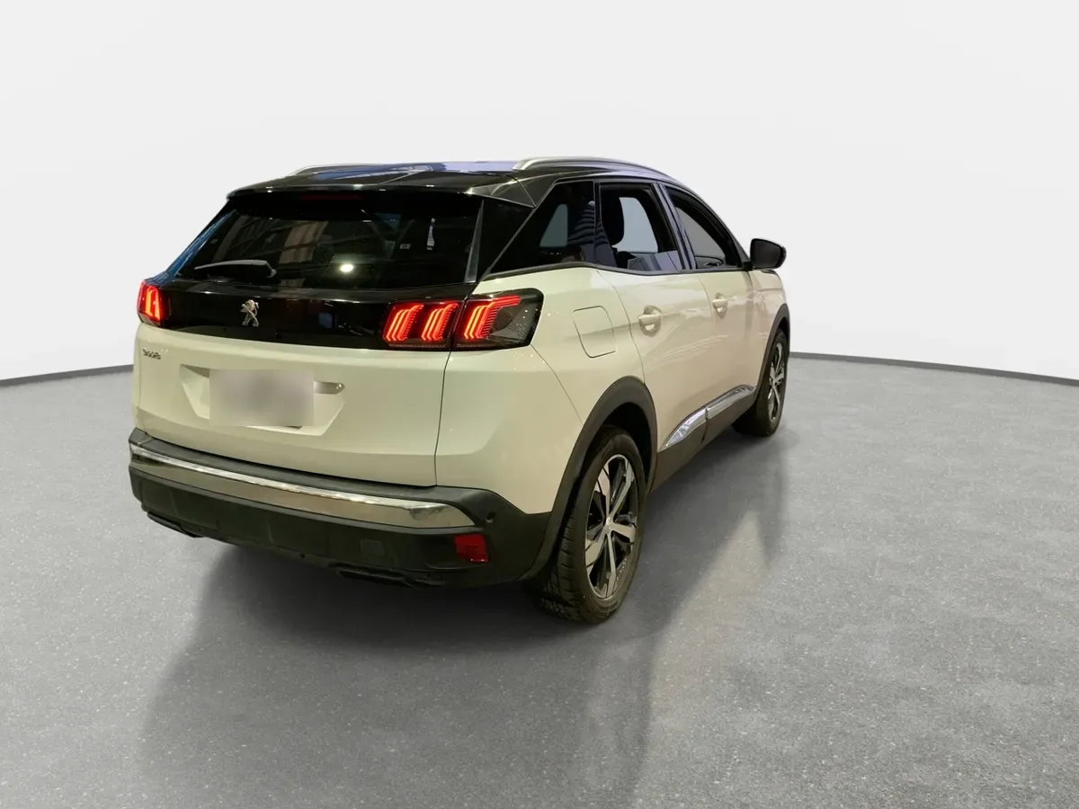 Peugeot 3008 1.5 Allure Pack Bluehdi 130 4x2 Eat8 5p año 2024