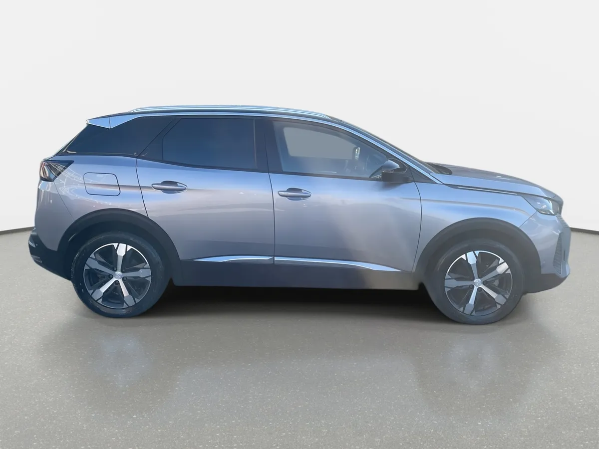 Peugeot 3008 1.5 Allure Pack Bluehdi 130 4x2 Eat8 5p año 2024